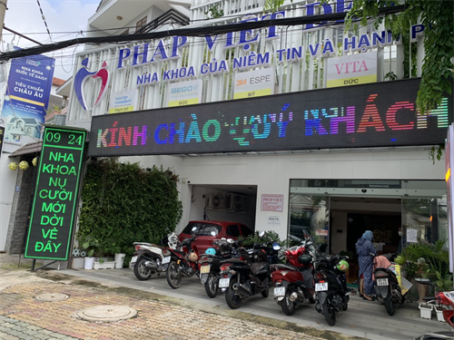 Nha khoa Pháp Việt Dental